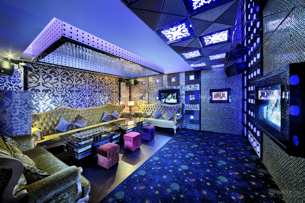 深圳汽車會(huì)所裝修案例 深圳汽車會(huì)所裝修案例