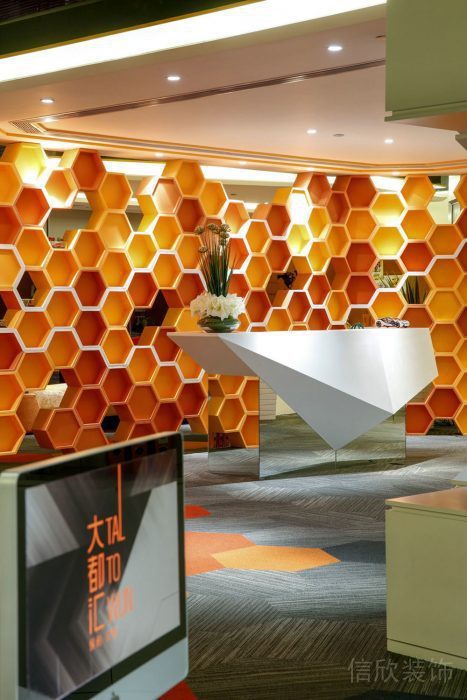 深圳南山辦公室裝修實(shí)景圖 深圳南山辦公室裝修實(shí)景圖