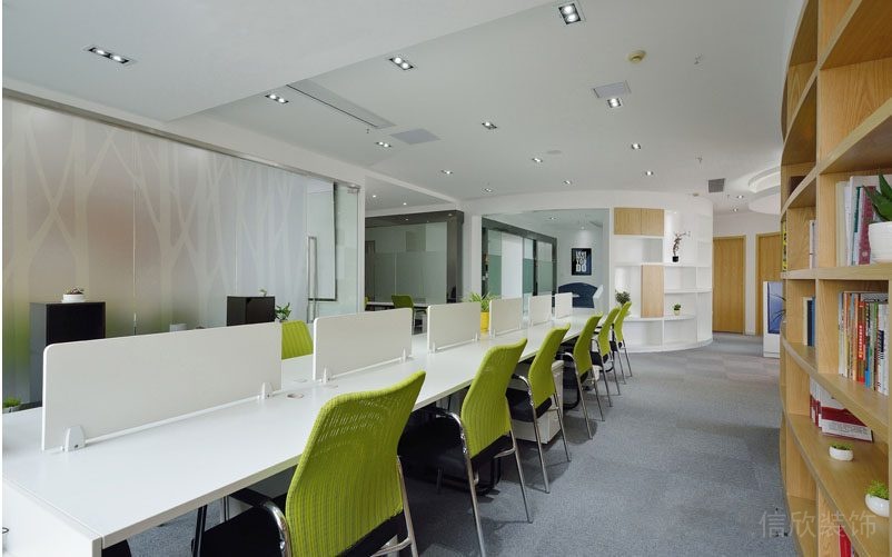 南山服飾設(shè)計(jì)辦公室裝修 南山服飾設(shè)計(jì)辦公室裝修