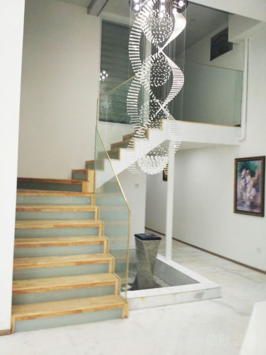 安心醫(yī)療會所裝修_樓梯