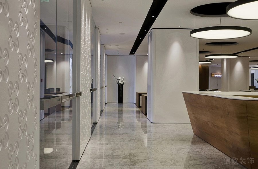 深圳南山區(qū)現(xiàn)代風(fēng)格辦公室裝修 深圳南山區(qū)現(xiàn)代風(fēng)格辦公室裝修