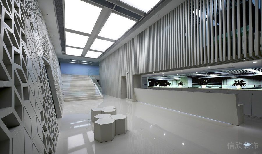 南山區(qū)現代風格辦公室裝修