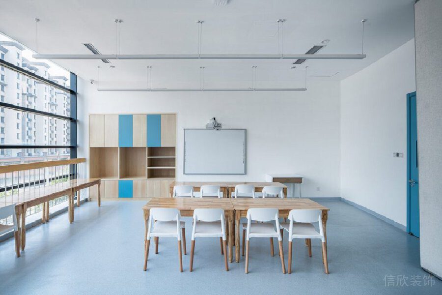 極簡(jiǎn)風(fēng)原木桌椅設(shè)計(jì)