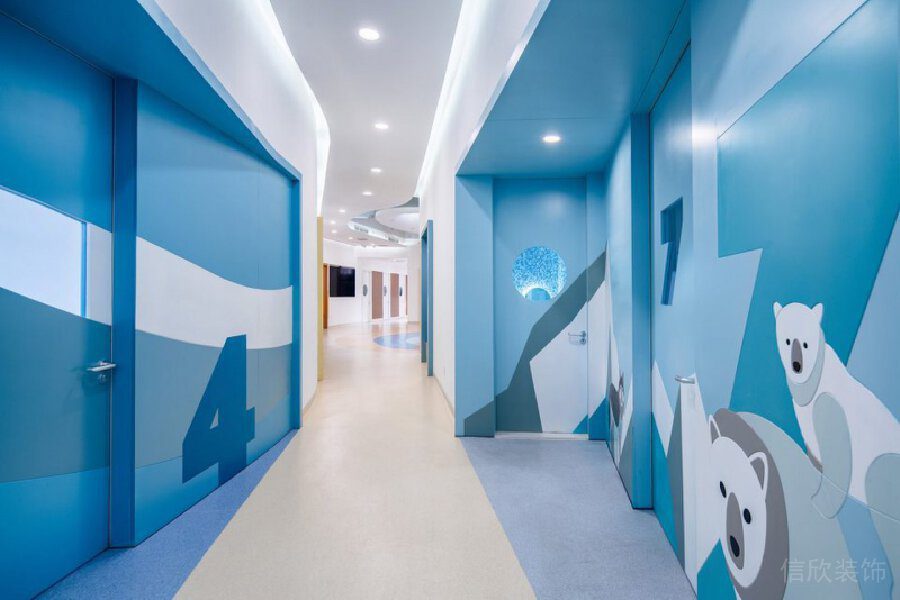 墻繪藍(lán)色冰雪過(guò)道機(jī)構(gòu)裝修
