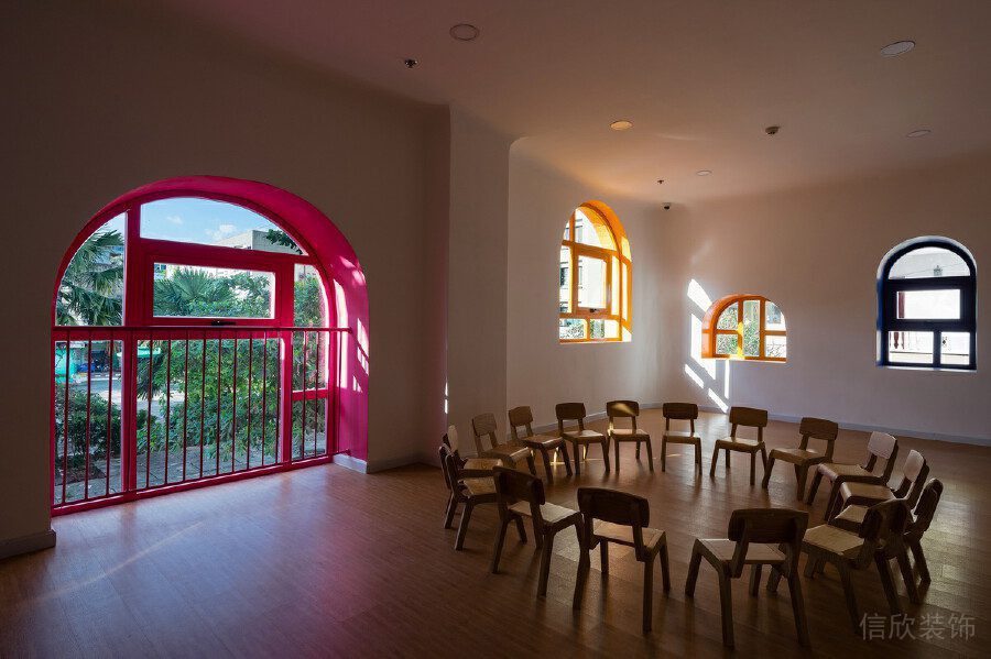 幼兒園小班教室弧形窗戶設(shè)計(jì)效果圖