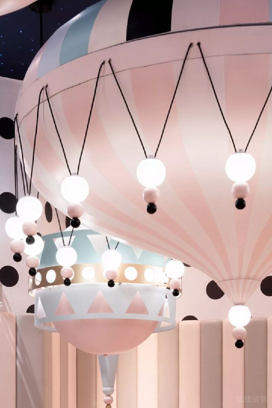 粉色城堡童趣吊頂培訓(xùn)機構(gòu)裝修效果幼兒園