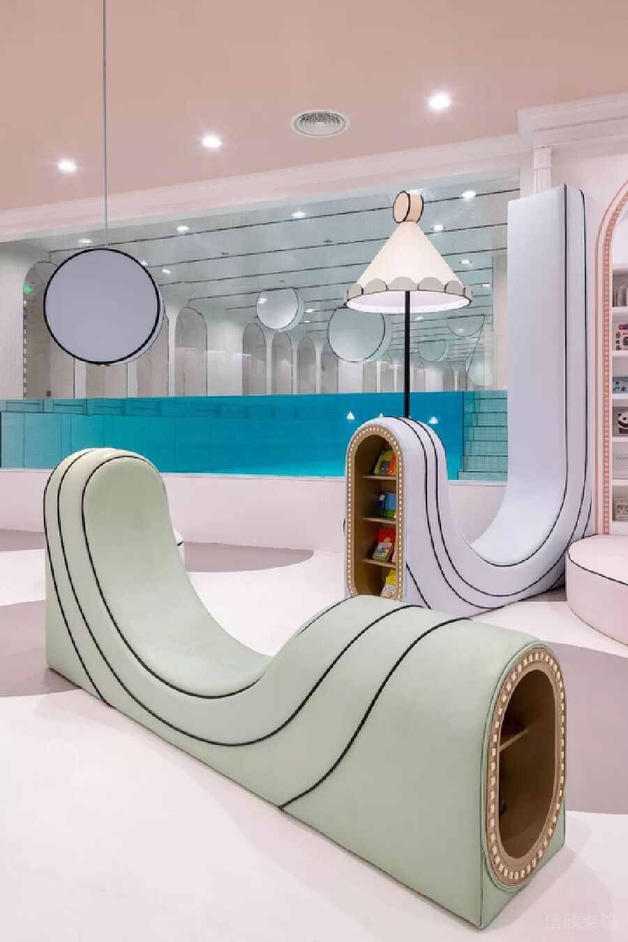 沙發(fā)弧形創(chuàng)意休息區(qū)裝修