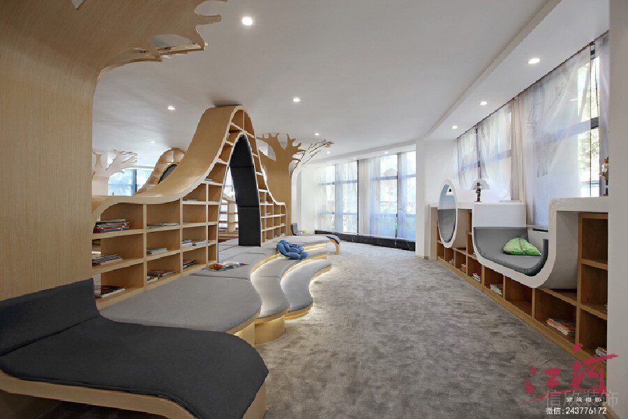 木質抬高區(qū)域休息區(qū)機構裝修