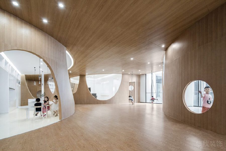 原木風(fēng)裝修設(shè)計(jì)空間隔斷辦公室公共休息區(qū)