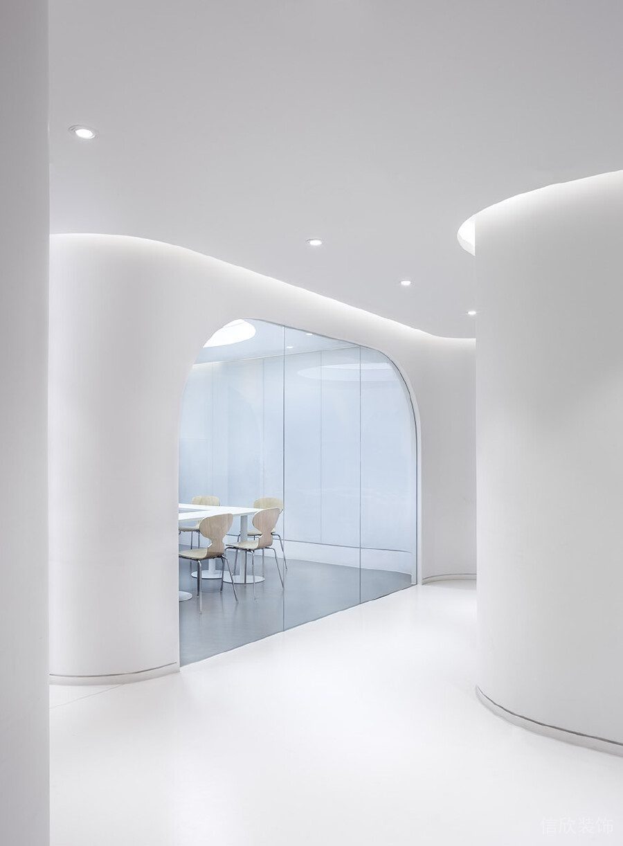 拱形玻璃機(jī)構(gòu)設(shè)計(jì)過道