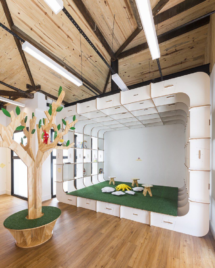 木屋設(shè)計(jì)純白環(huán)形收納拼貼柜休息區(qū)辦公室設(shè)計(jì)