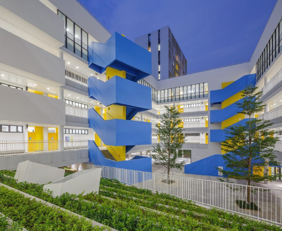 階梯設計環(huán)形階梯設計學校裝修