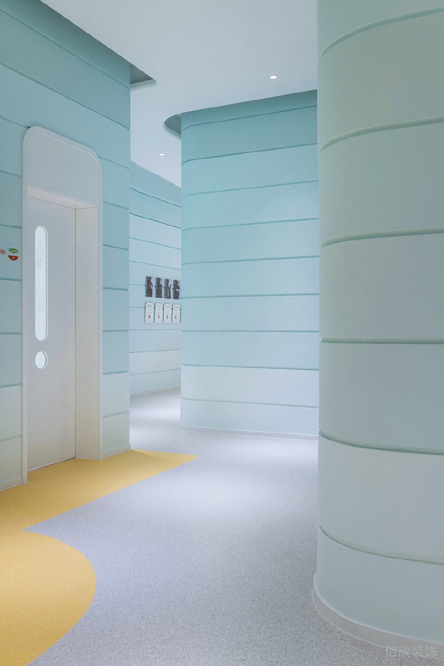 培訓(xùn)機構(gòu)裝修設(shè)計漸變海洋藍(lán)色