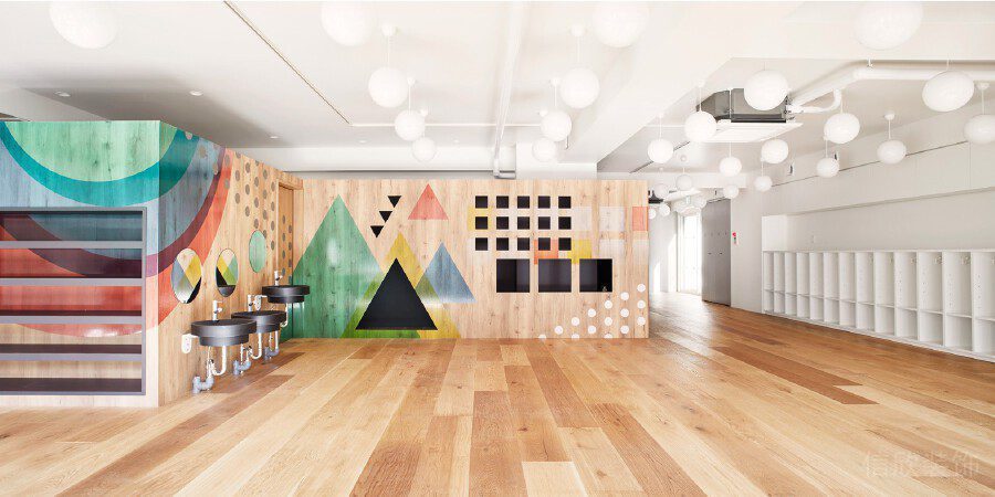 彩虹復(fù)古原木風(fēng)機(jī)構(gòu)裝修設(shè)計(jì)天花吊頂