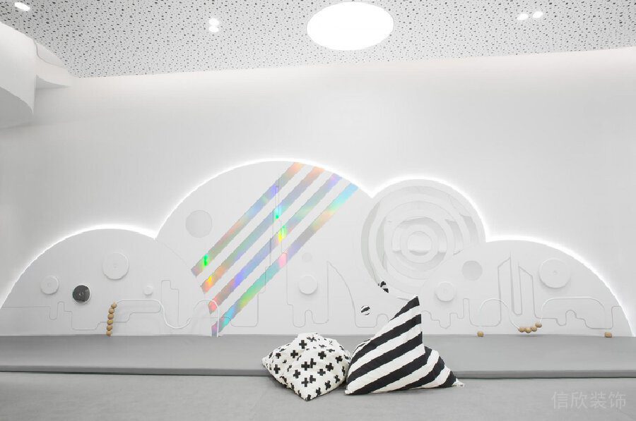 云朵鐳射漸變科技未來感墻體設(shè)計機構(gòu)裝修