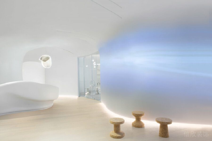 簡(jiǎn)約風(fēng)木質(zhì)裝修機(jī)構(gòu)大廳