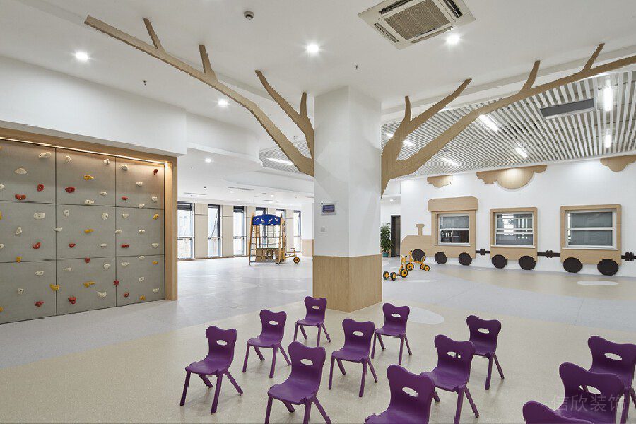 攀巖墻室內(nèi)裝修機(jī)構(gòu)教室裝修效果圖