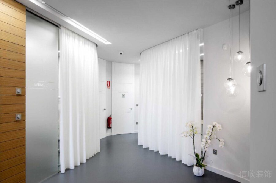 現(xiàn)代簡(jiǎn)約風(fēng)裝修設(shè)計(jì)白色窗簾隔斷辦公室設(shè)計(jì)