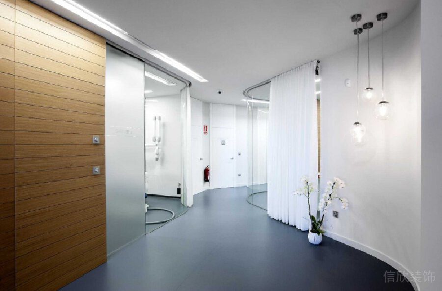 弧線pvc過道設(shè)計辦公室裝修