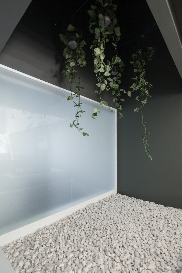 鵝卵石陽(yáng)臺(tái)綠色植物辦公室休息區(qū)