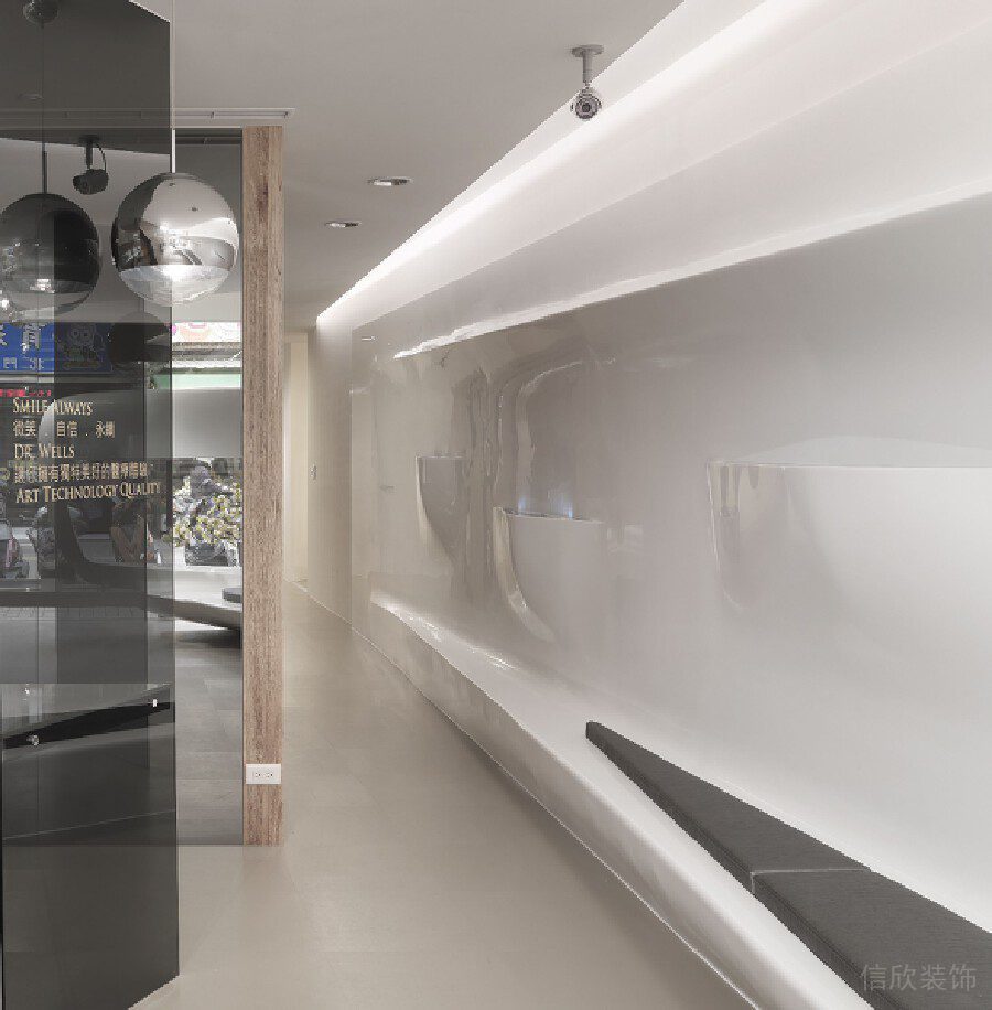 鏡面燈飾內(nèi)嵌式效果圖辦公室過道