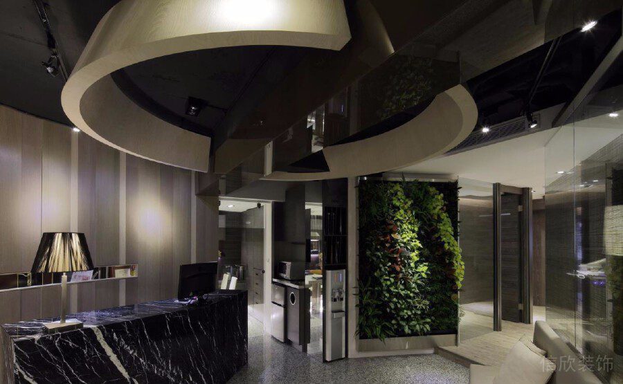 大理石黑色前臺(tái)桌裝修設(shè)計(jì)時(shí)尚藝術(shù)感大廳效果