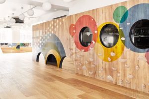 攀巖區(qū)域活動裝修設(shè)計木質(zhì)辦公室效果圖