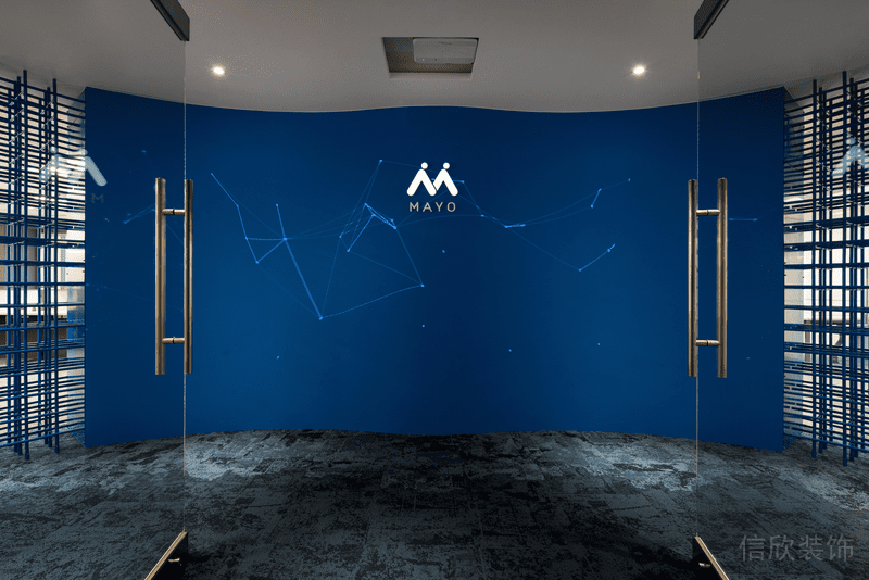 蔚藍(lán)色星空墻體工作室裝修效果圖玻璃平推門(mén)設(shè)計(jì)圖