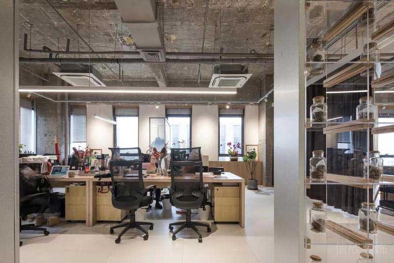 辦公室工業(yè)風辦公區(qū)效果圖