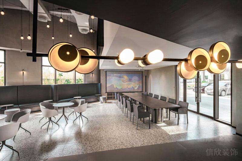 辦公室工業(yè)風開放式會議室洽談區(qū)效果圖