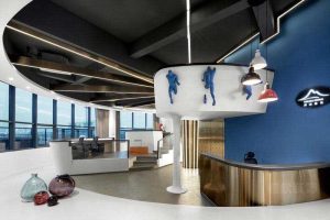 辦公室現(xiàn)代風(fēng)金屬前臺(tái)藝術(shù)圓頂效果圖