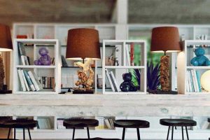 辦公室現(xiàn)代風休息區(qū)吧臺效果圖