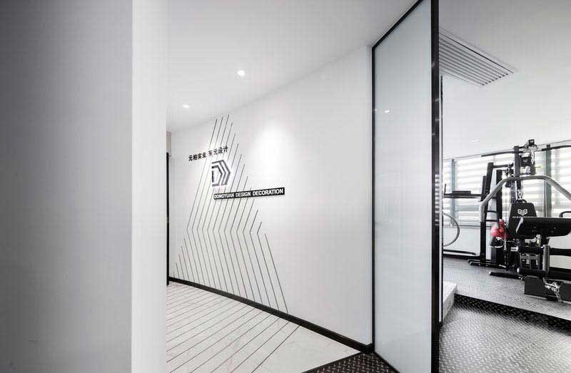 辦公室現(xiàn)代風員工健身房效果圖