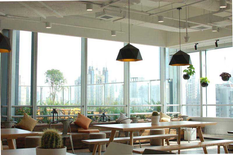 北歐風(fēng)格餐飲空間原木大班臺(tái)