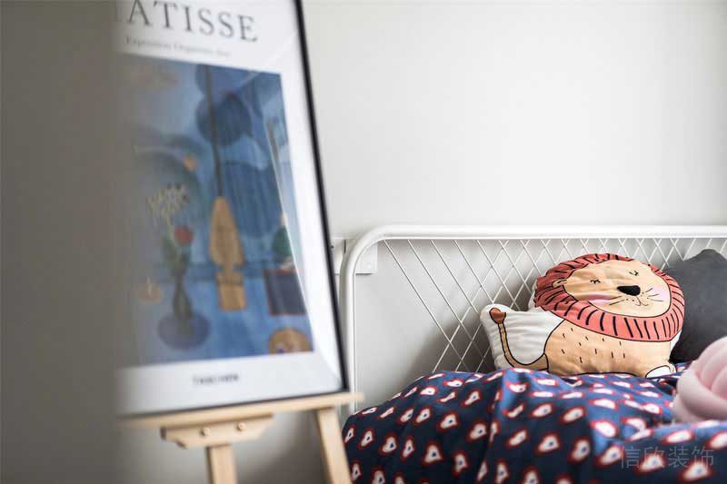 北歐風(fēng)格家庭兒童房卡通抱枕