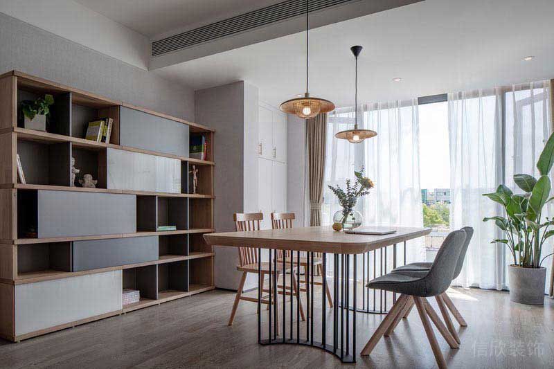 北歐原木風家庭餐廳