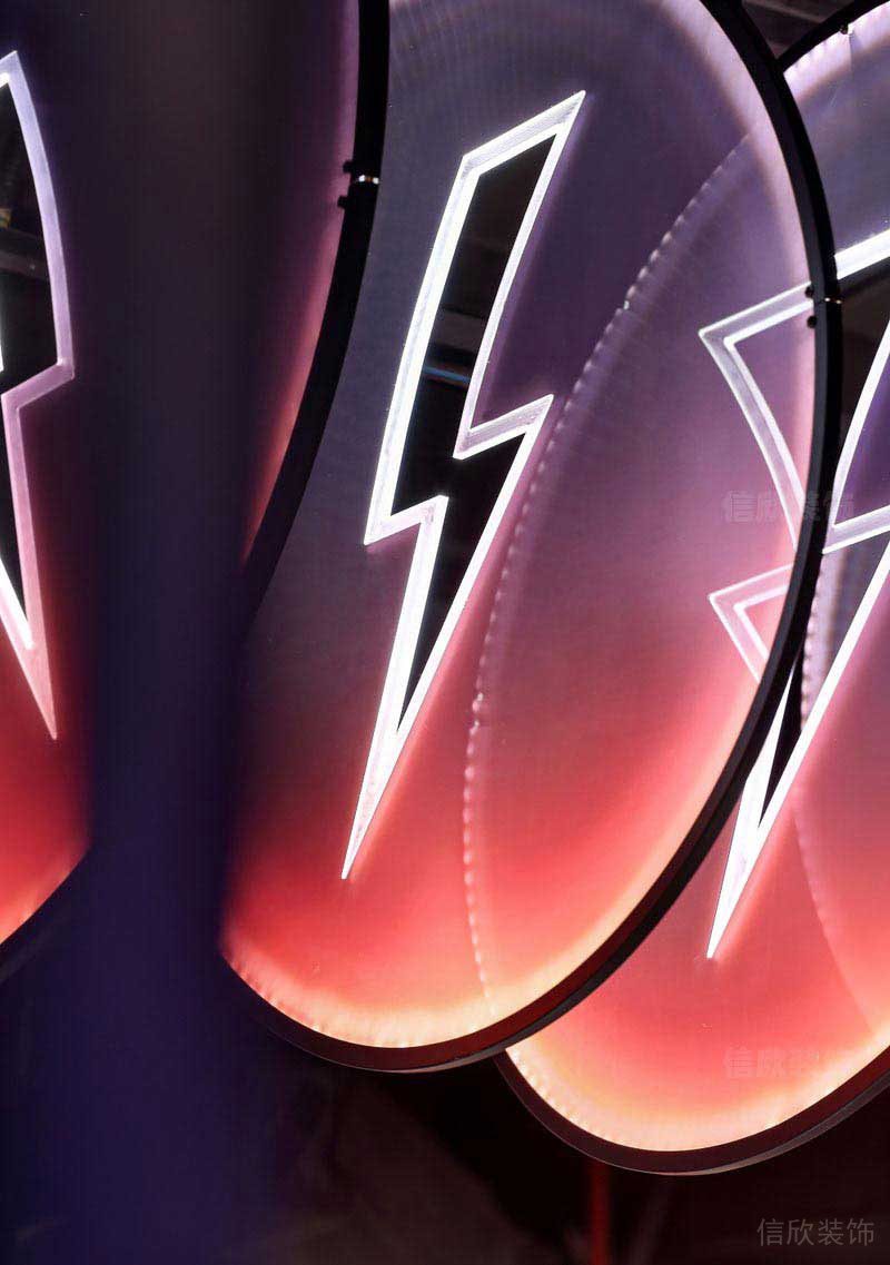 餐廳工業(yè)風(fēng)發(fā)光背景墻效果圖