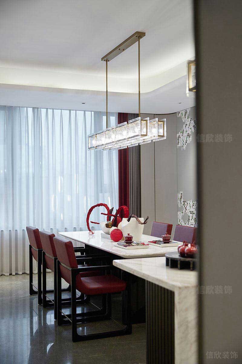 餐廳紅色餐椅的設(shè)計(jì)方案