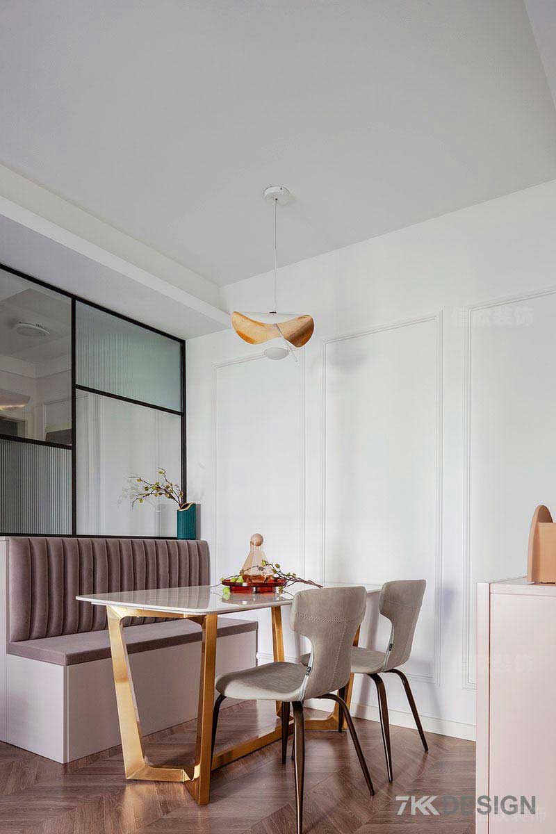 二手房改造現(xiàn)代輕奢風(fēng)餐廳卡座餐桌效果圖