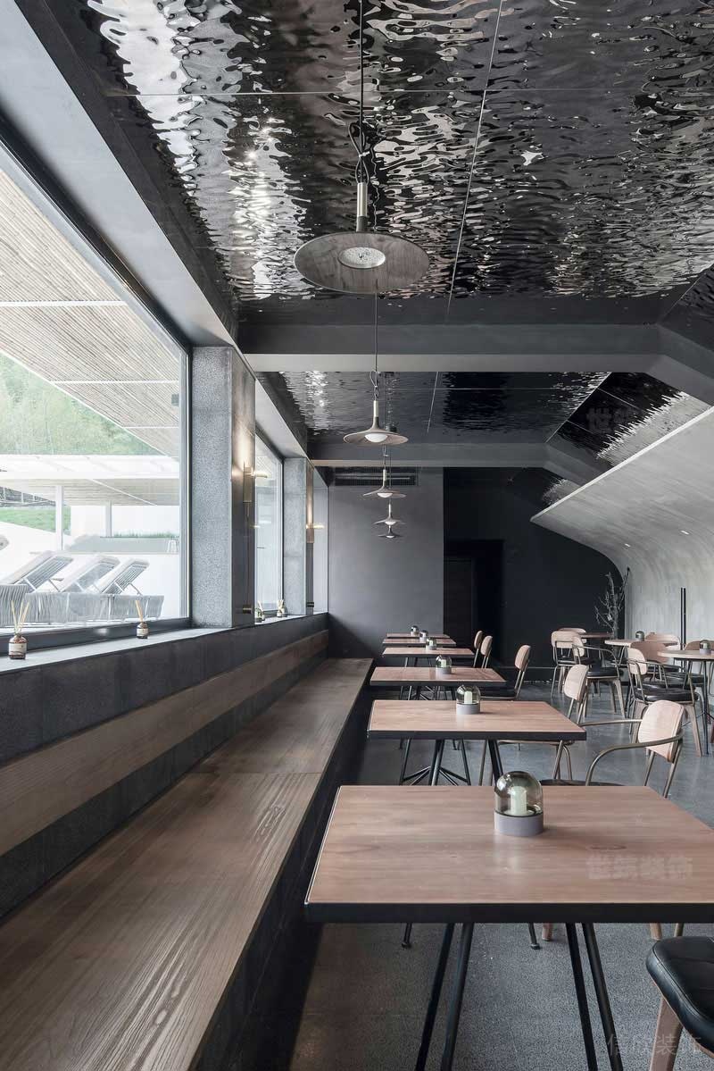 工業(yè)現(xiàn)代風(fēng)餐飲空間公共區(qū)陳設(shè)