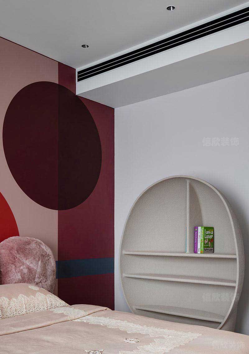 后現(xiàn)代風格家居裝飾柜