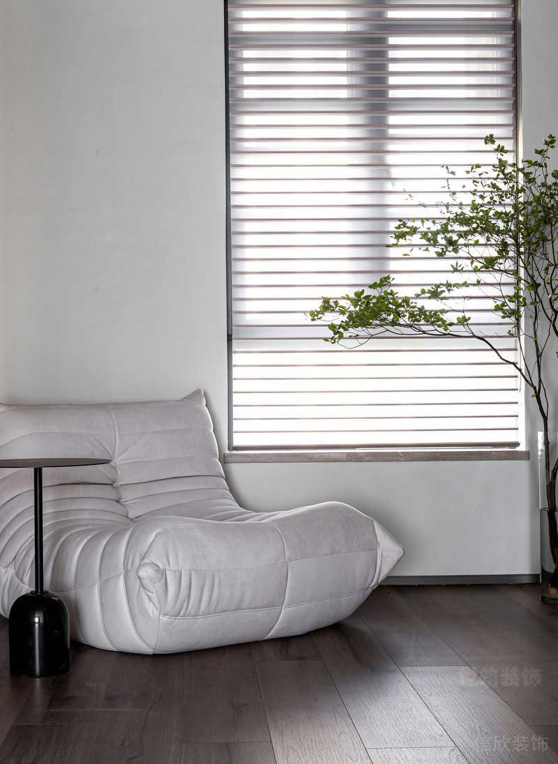 極簡風格家居休閑區(qū)落地沙發(fā)