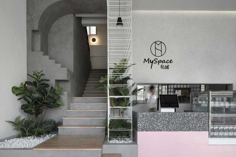 極簡工業(yè)風(fēng)茶飲空間樓梯入口