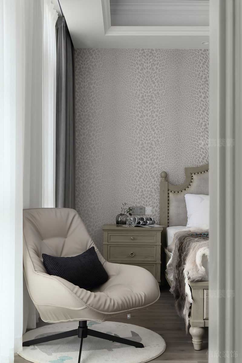 簡(jiǎn)歐風(fēng)格家庭臥室休閑椅實(shí)景圖