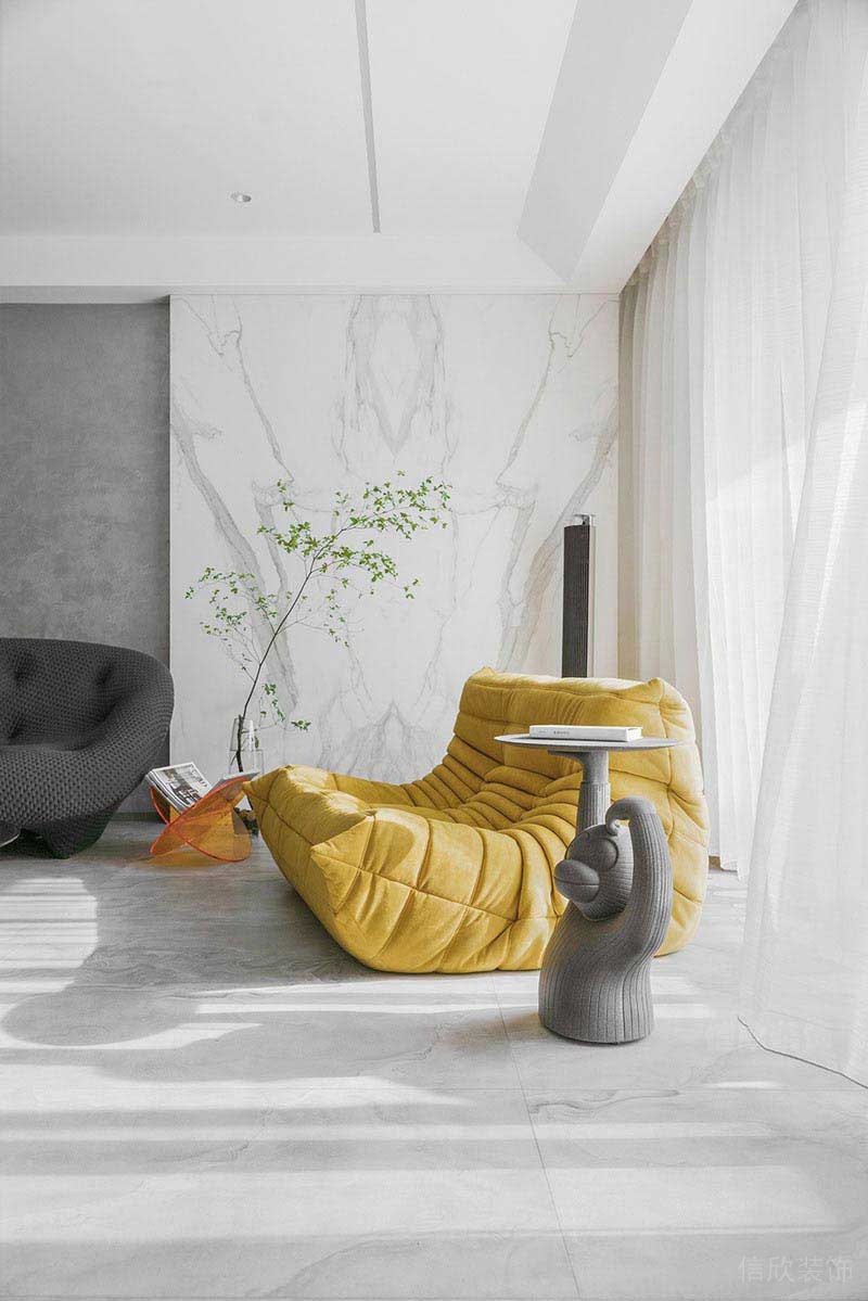 客廳簡(jiǎn)約風(fēng)格中黃色布藝沙發(fā)