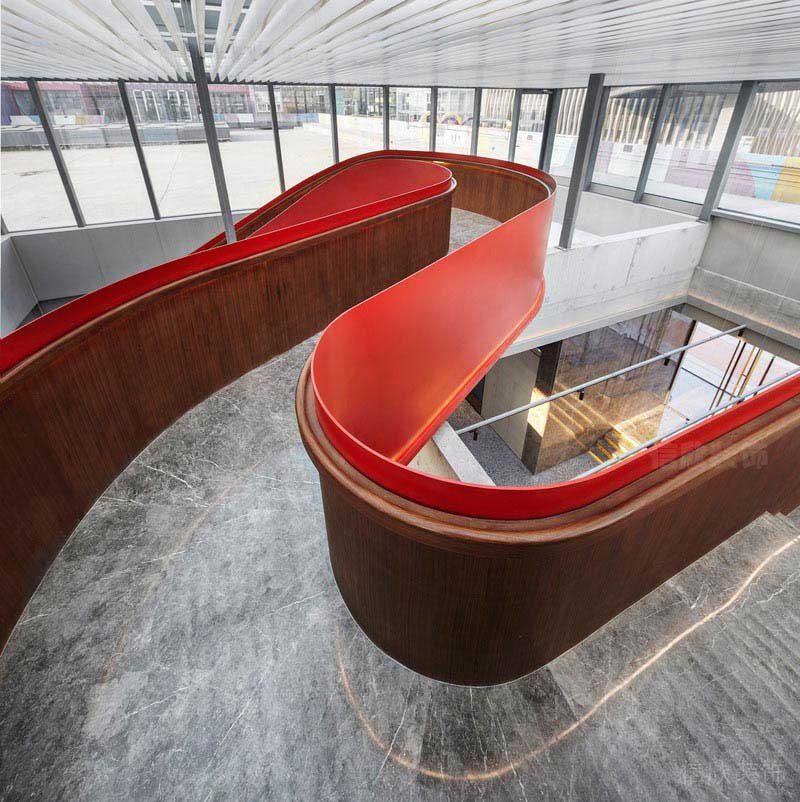 樓梯綢帶式設(shè)計(jì)效果