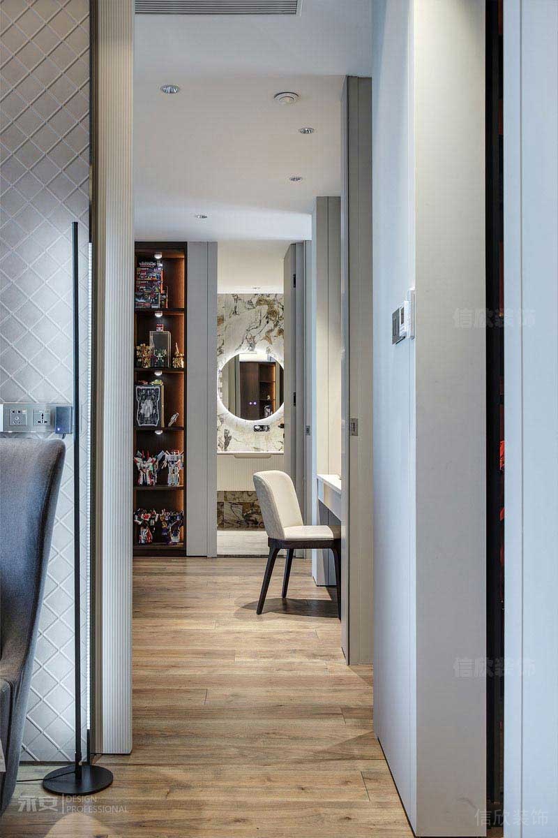 家庭過道門到頂?shù)脑O(shè)計(jì)裝修圖