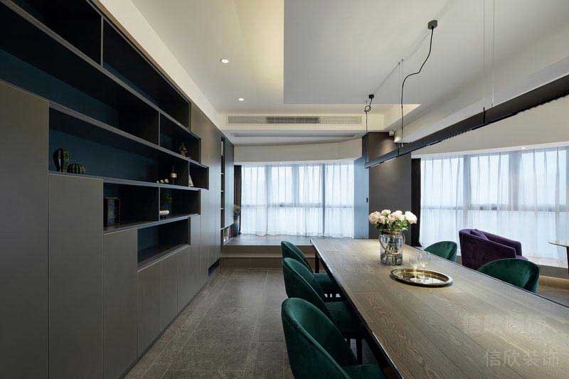 深色極簡(jiǎn)家居餐廳