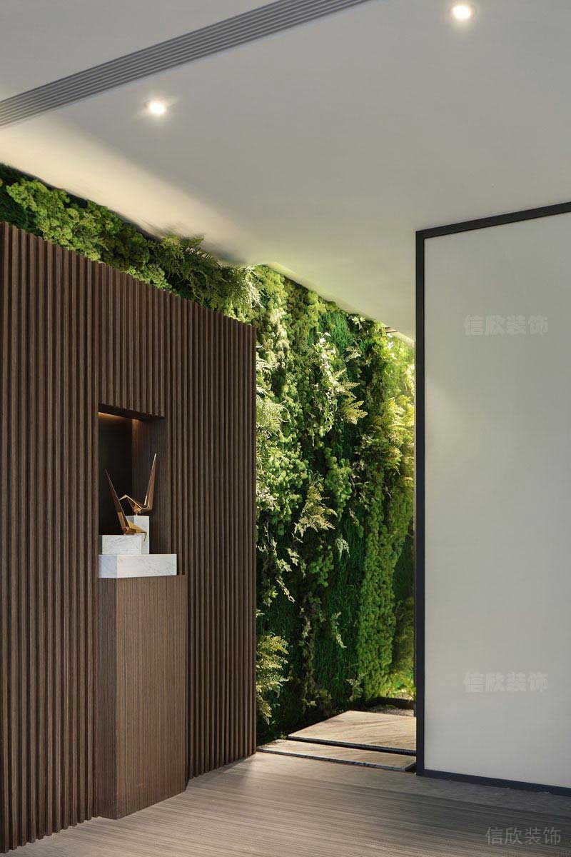 田園式綠植和木紋搭配的玄關(guān)效果圖