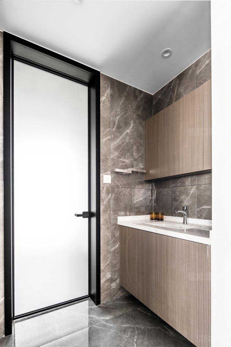 衛(wèi)生間木紋洗手臺(tái)效果